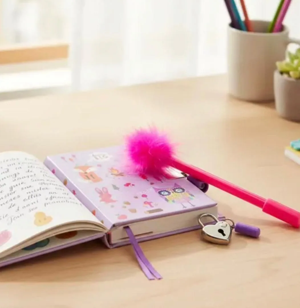 Notebook & Fluffy Pen Gift Set